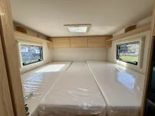 Fahrzeugbild Sunlight T SUB TS67 5 Sitzplätze & Dometic Klima #9