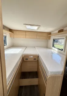 Fahrzeugbild Sunlight T SUB TS67 5 Sitzplätze & Dometic Klima #10
