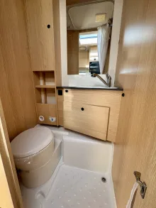Fahrzeugbild Sunlight T SUB TS67 5 Sitzplätze & Dometic Klima #11
