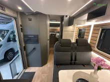 Fahrzeugbild Crosscamp EXPDN T 7.0 E Hubbett / Markise / Navi / RFK #9