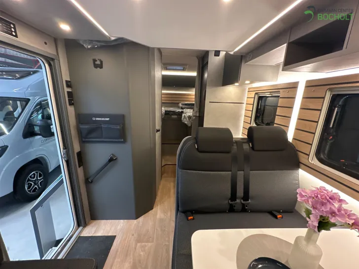 Fahrzeugbild Crosscamp EXPDN T 7.0 E Hubbett / Markise / Navi / RFK #9