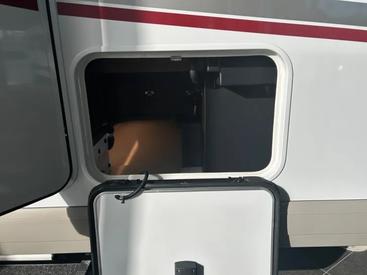 Fahrzeugbild Carthago chic c-line I 5.0 QB #18