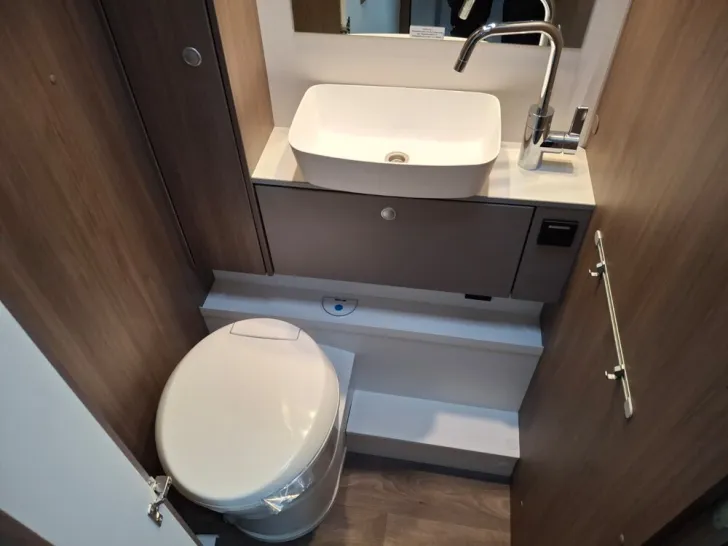 Fahrzeugbild Carado T 447 #16