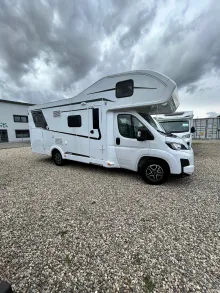Fahrzeugbild Etrusco A 7300 DB 6 Sitzplätze #4