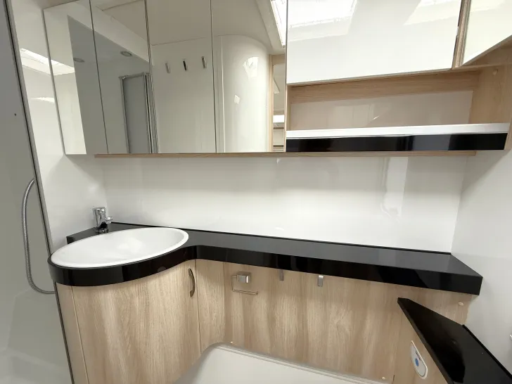 Fahrzeugbild Hobby De Luxe 495 WFB Modell 2026 ausgestellt! #30