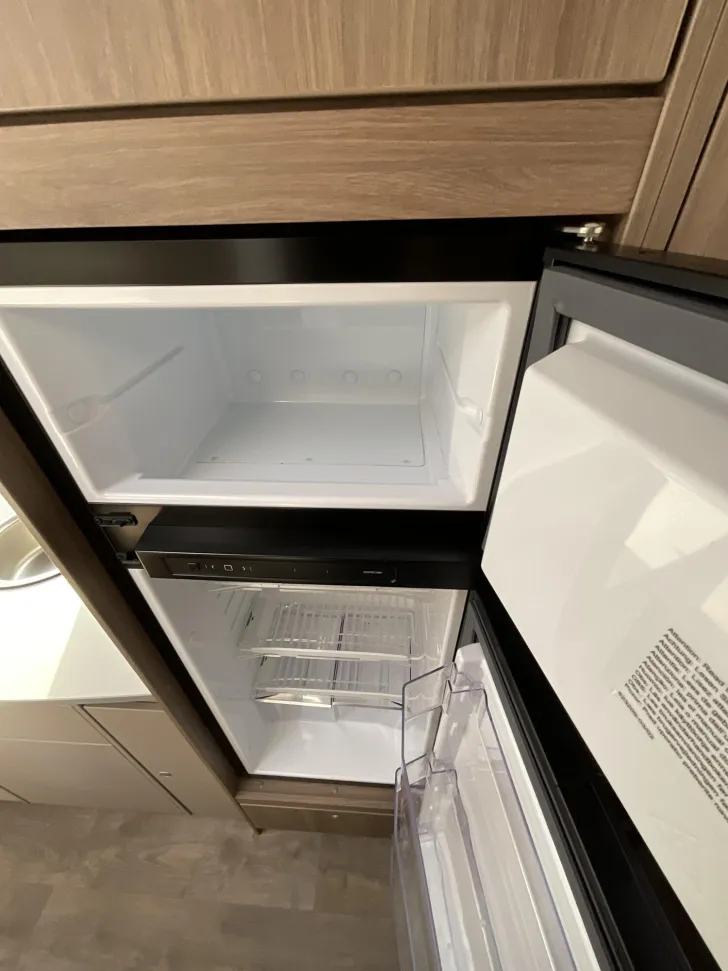 Fahrzeugbild Carado pro A 361 Markise, Solar, Navi, Smart-TV, Sat #10