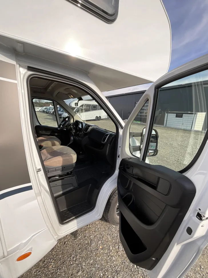 Fahrzeugbild Carado pro A 361 Markise, Solar, Navi, Smart-TV, Sat #21