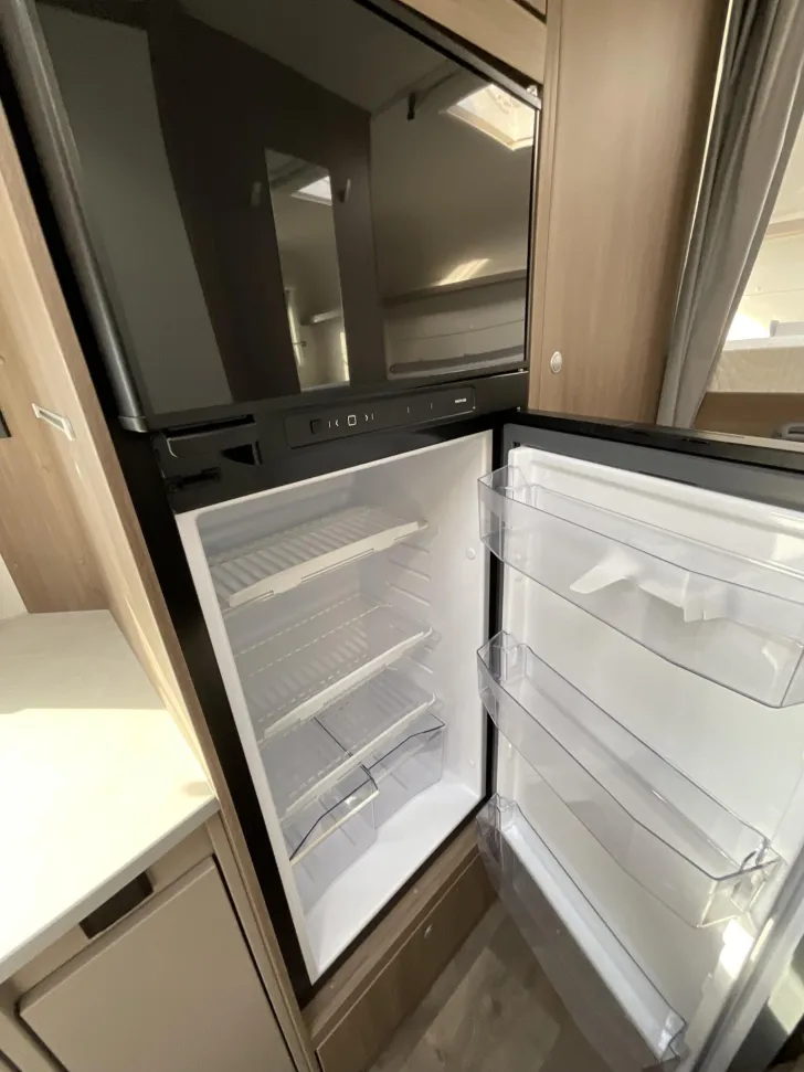 Fahrzeugbild Carado pro A 361 Automatik, Solar, Navi, Sat, TV, Marki #4
