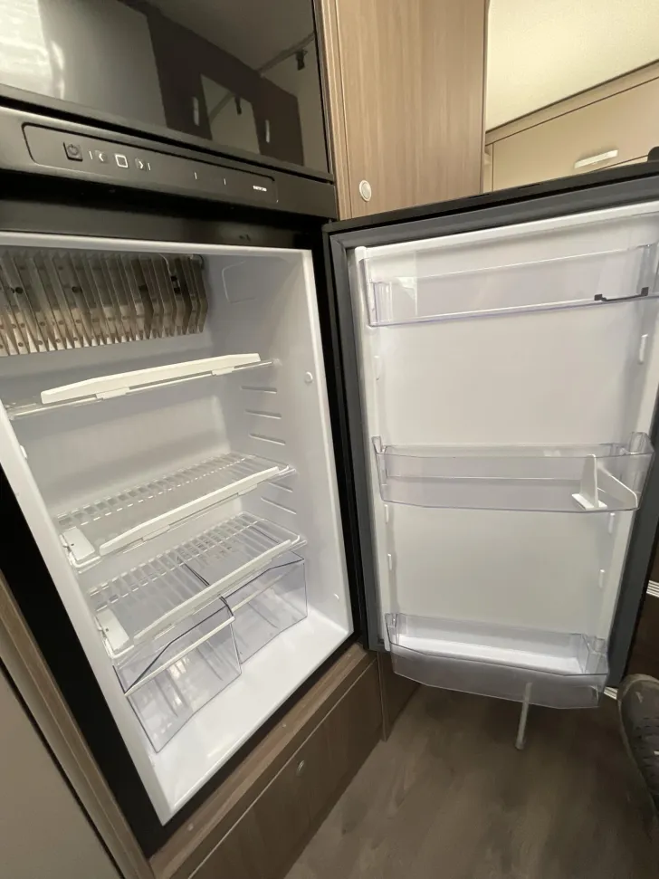 Fahrzeugbild Carado pro A 464 Solar, Zenec Navi, Premium Smart-TV #15