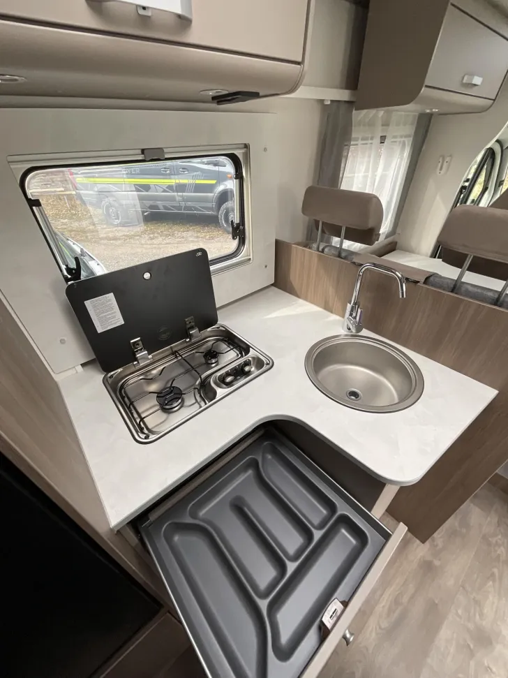 Fahrzeugbild Carado T 448 Markise, Automatik #11