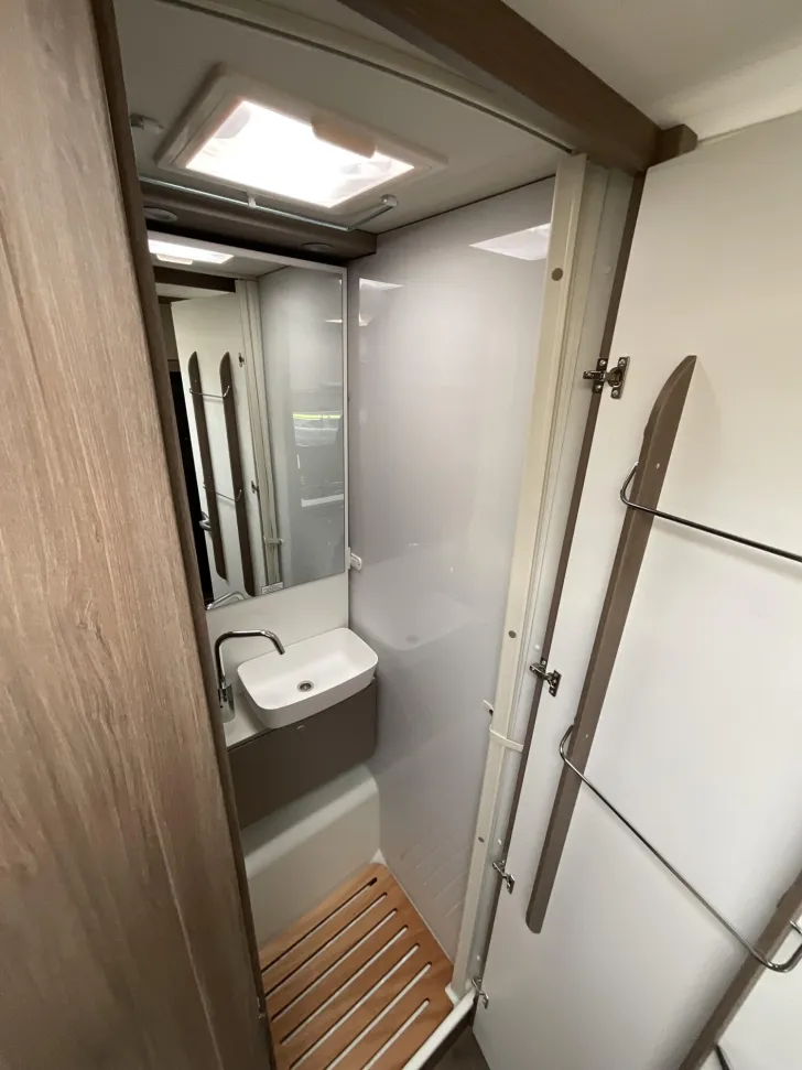 Fahrzeugbild Carado T 448 Markise, Automatik #13