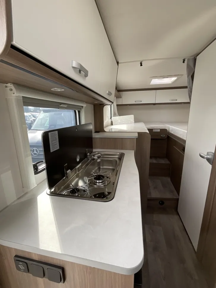 Fahrzeugbild Carado V 337 #7