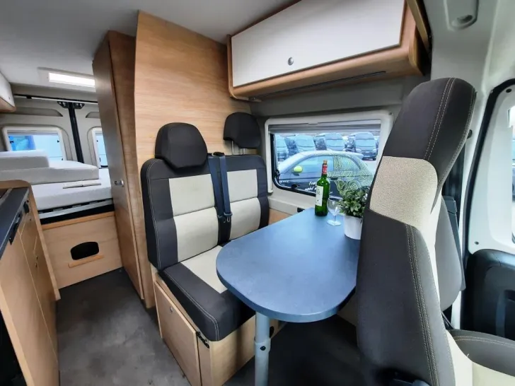 Fahrzeugbild Roadcar R 600 #7