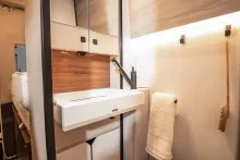 Fahrzeugbild Bürstner Habiton HMX 6.0 Allrad/Schwarz/Aufstelldach #6