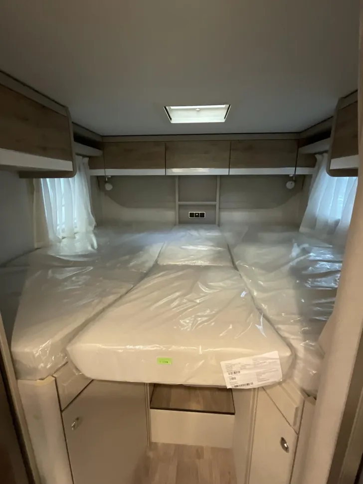 Fahrzeugbild Hymer Exsis-i 474 180 PS, Automatik, Solar, Markise, #25