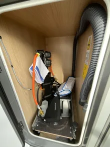 Fahrzeugbild Hymer B-Klasse MC I 580 Solar, Markise, Sat, wenig km #8