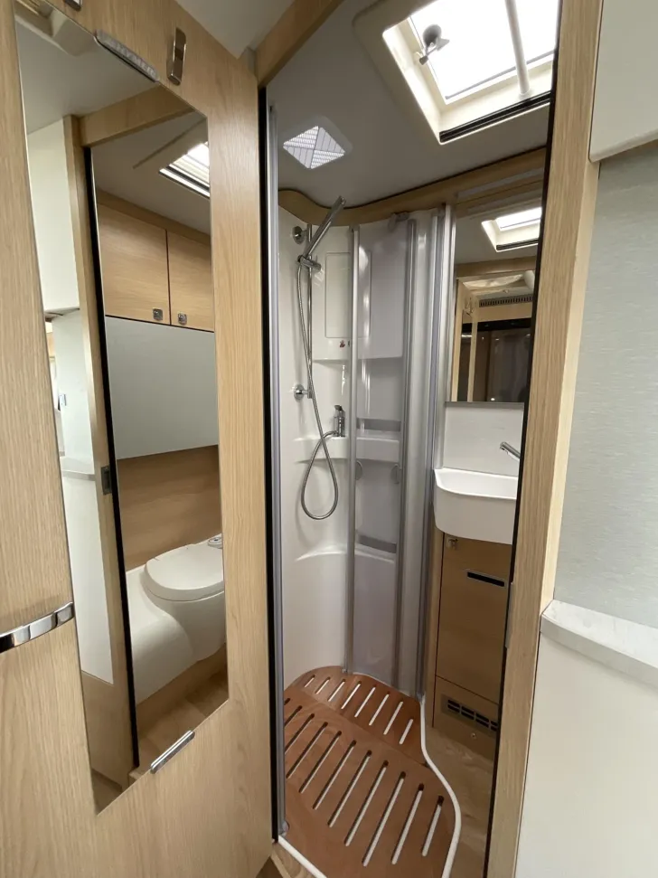 Fahrzeugbild Hymer B-Klasse MC I 580 Solar, Markise, Sat, wenig km #24