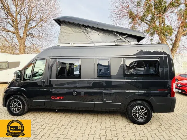 Fahrzeugbild Sunlight Cliff 600 RT #Adventure Edition #2