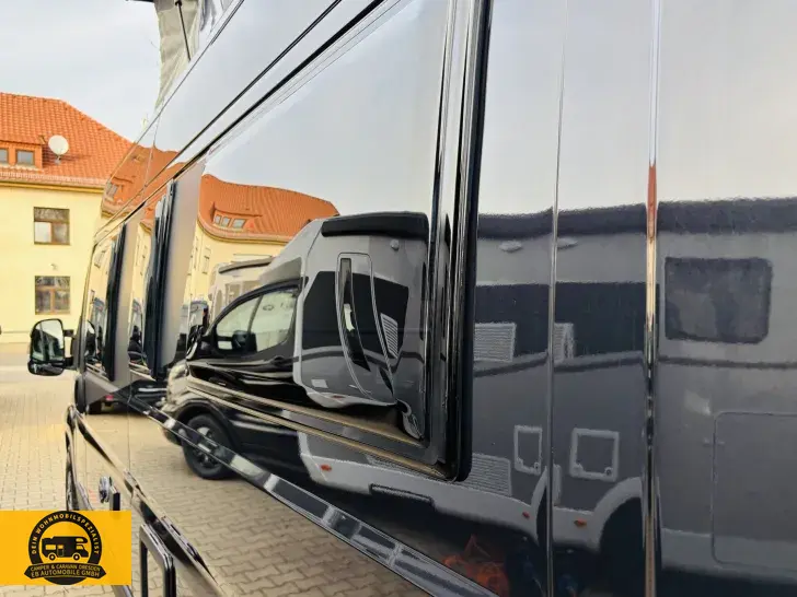 Fahrzeugbild Sunlight Cliff 600 RT #Adventure Edition #4