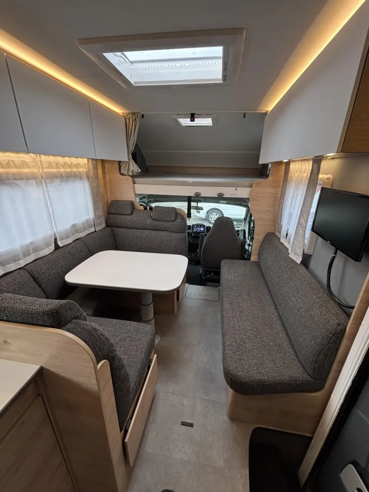 Fahrzeugbild Dethleffs XL Family A 7872-2 #11