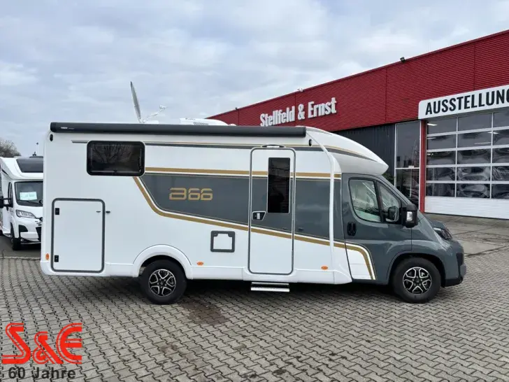 Fahrzeugbild Bürstner B66 TD 690 #1