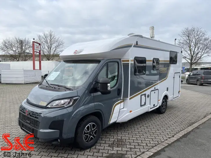 Fahrzeugbild Bürstner B66 TD 690 #3