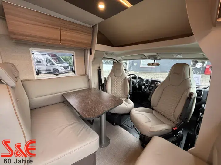 Fahrzeugbild Bürstner B66 TD 690 #7