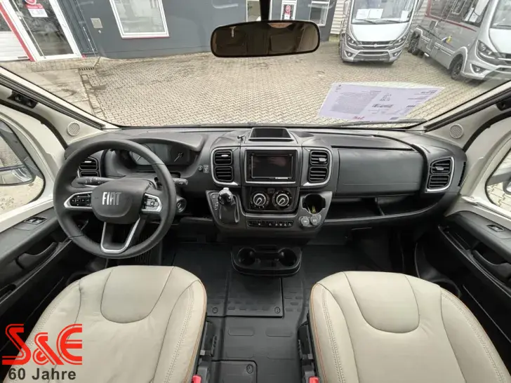 Fahrzeugbild Bürstner B66 TD 690 #18