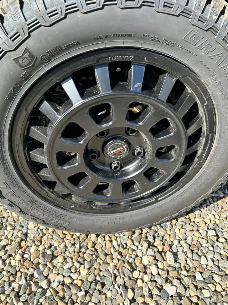 Fahrzeugbild Etrusco CV 600 DB+ Schlafdach Offroad-Paket #9