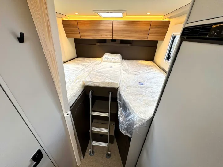 Fahrzeugbild Bürstner B66 TD 690 SAT|LEDER|NAV+RFK|MARKISE|LITHIUM #16