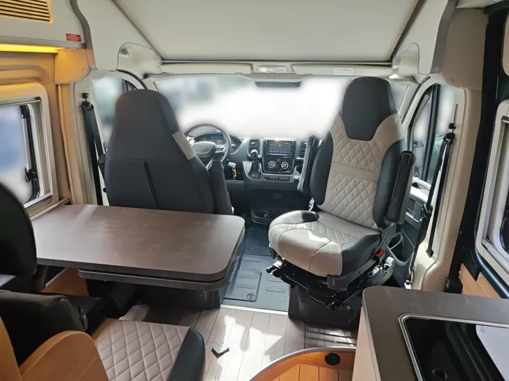 Fahrzeugbild Weinsberg CaraBus EDITION FIRE 600 DQ Sie sparen 7.459,- ! #11