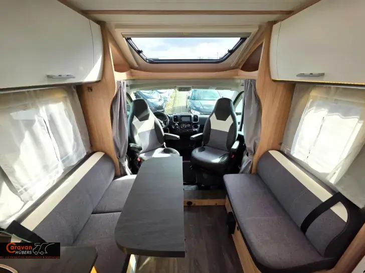 Fahrzeugbild Sunlight T 69LC #21