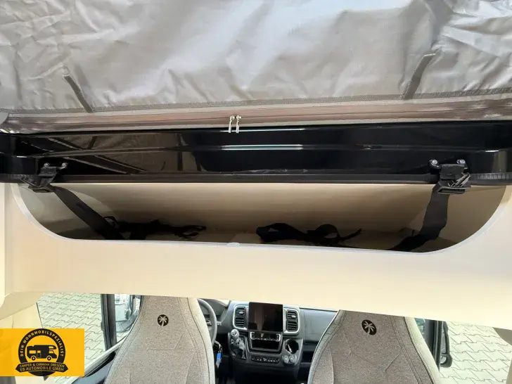 Fahrzeugbild Sunlight Cliff 600 RT #Adventure Edition #27