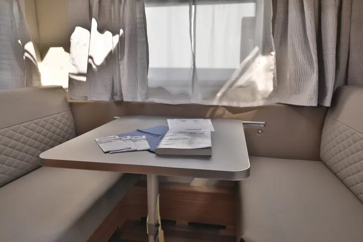 Fahrzeugbild Weinsberg CaraOne EDITION HOT 390 QD Aktionspreis #4