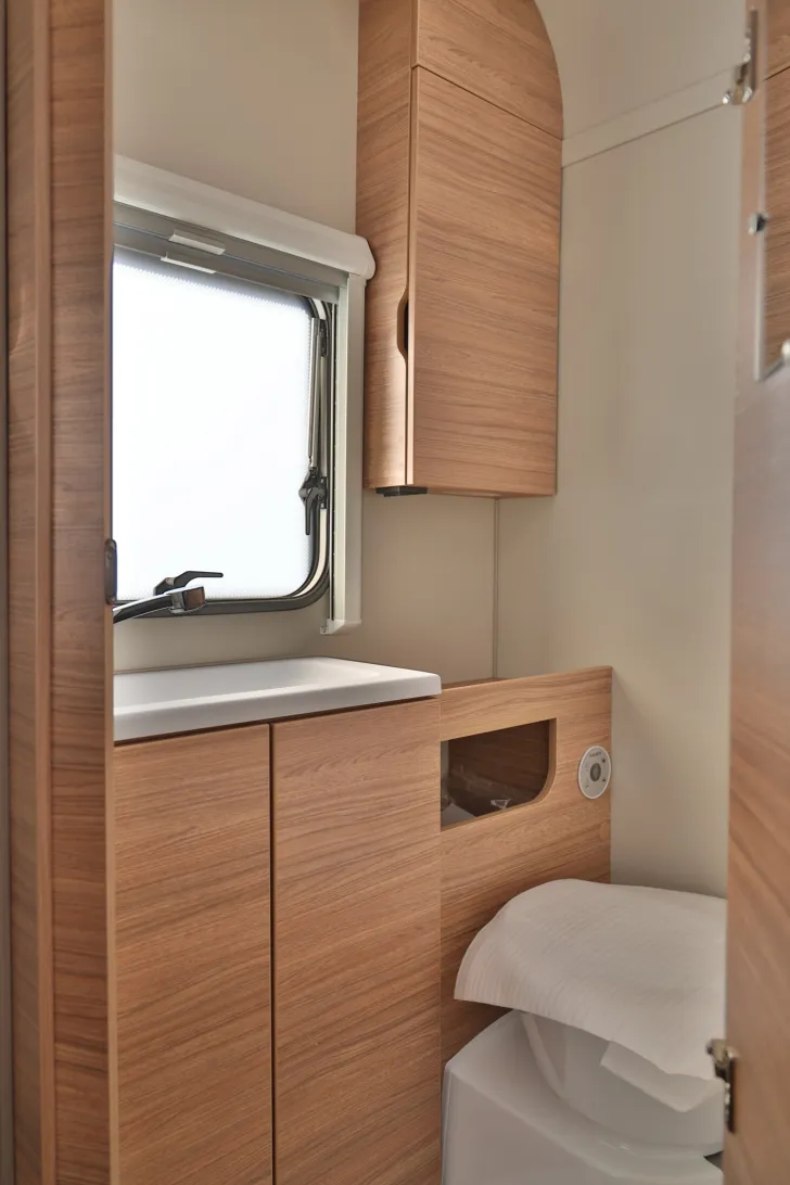 Fahrzeugbild Weinsberg CaraOne EDITION HOT 390 QD Aktionspreis #14