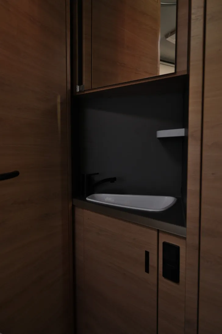 Fahrzeugbild Knaus L!VE WAVE PLATINUM SELECTION 650 MF Live Wave #11