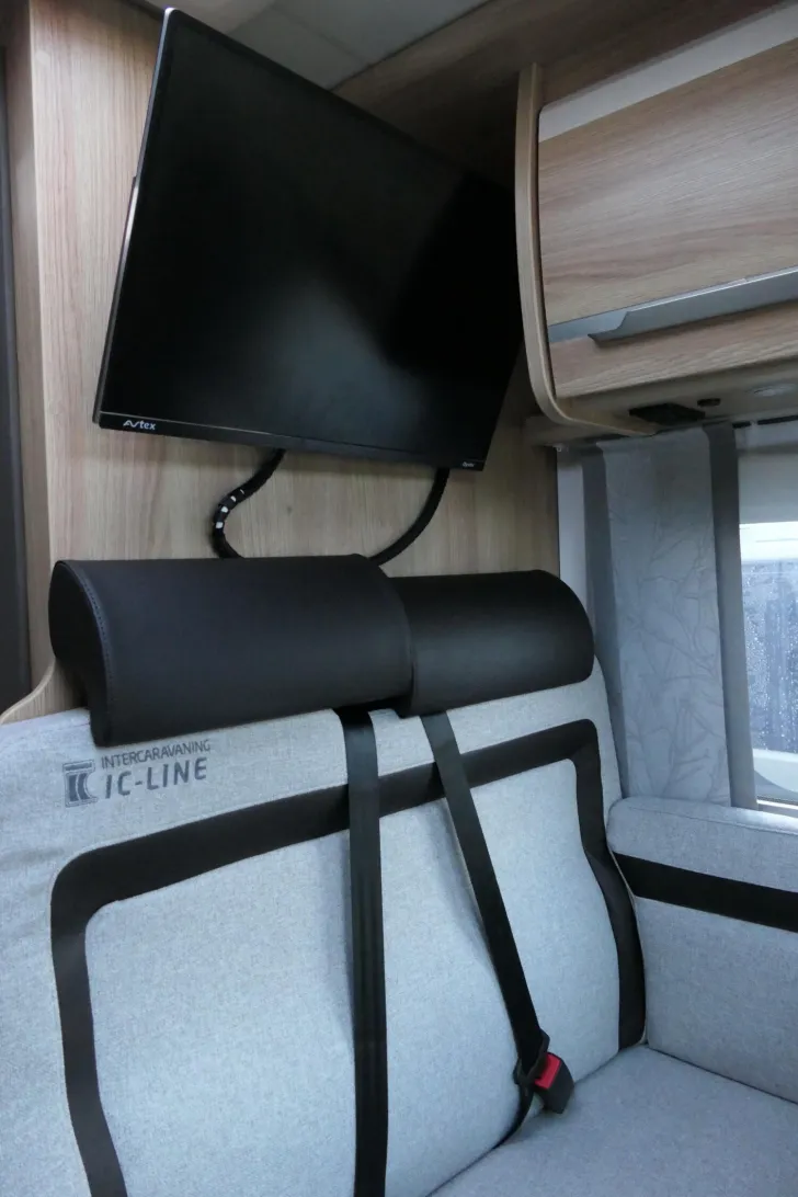 Fahrzeugbild Knaus Sky Ti 650 MEG IC-Line, Automatik #5