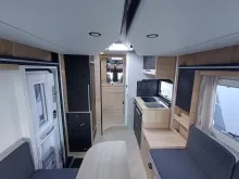 Fahrzeugbild Challenger Teilintegriert Graphite Edition 270 Arctic #7