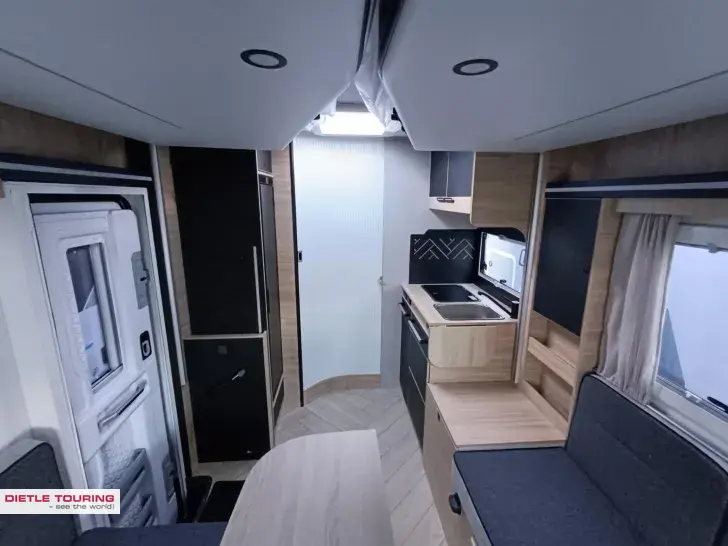 Fahrzeugbild Challenger Teilintegriert Graphite Edition 270 Arctic #8
