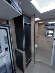 Fahrzeugbild Challenger Teilintegriert Graphite Edition 270 Arctic #9