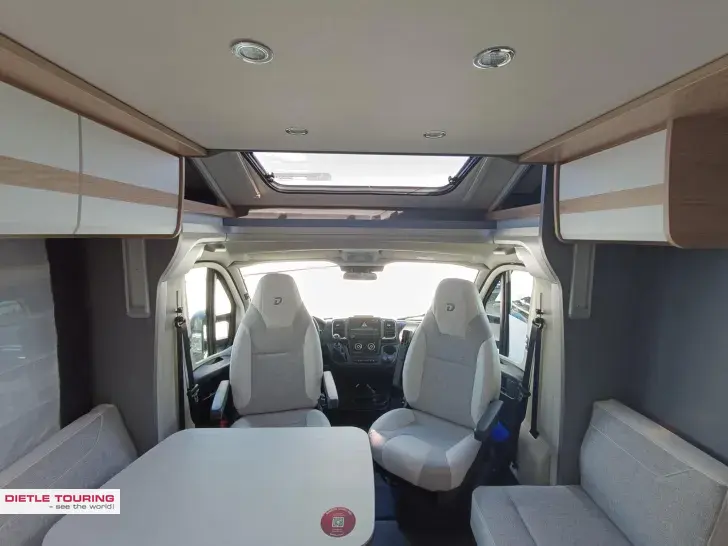 Fahrzeugbild Dethleffs Just Camp Active T 6812 EB ACC, Hubbett #5