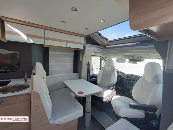Fahrzeugbild Dethleffs Just Camp Active T 6812 EB ACC, Hubbett #6