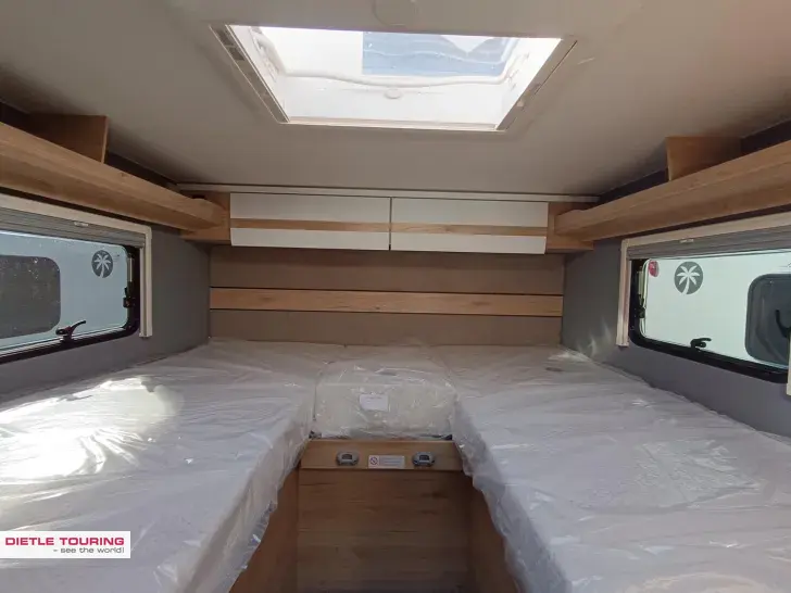 Fahrzeugbild Dethleffs Just Camp Active T 6812 EB ACC, Hubbett #14