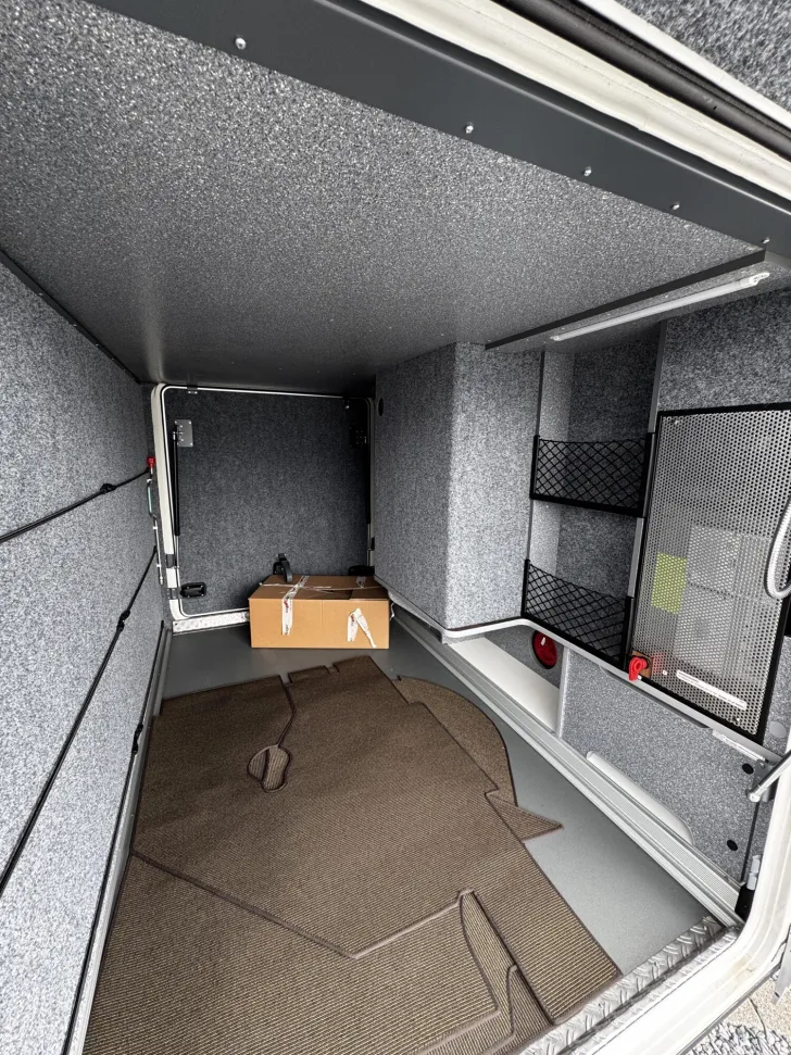 Fahrzeugbild Carthago chic e-line I 50 LE DA Mercedes (403) #34