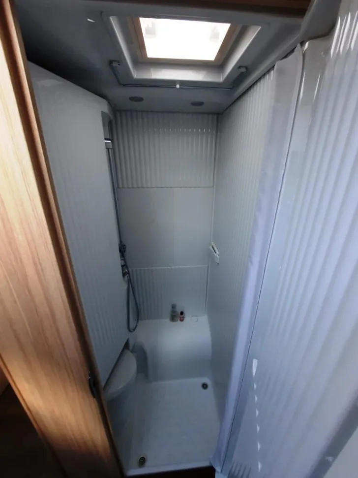 Fahrzeugbild Sunlight T 67 Top Ausstattung / 1.Hand #16