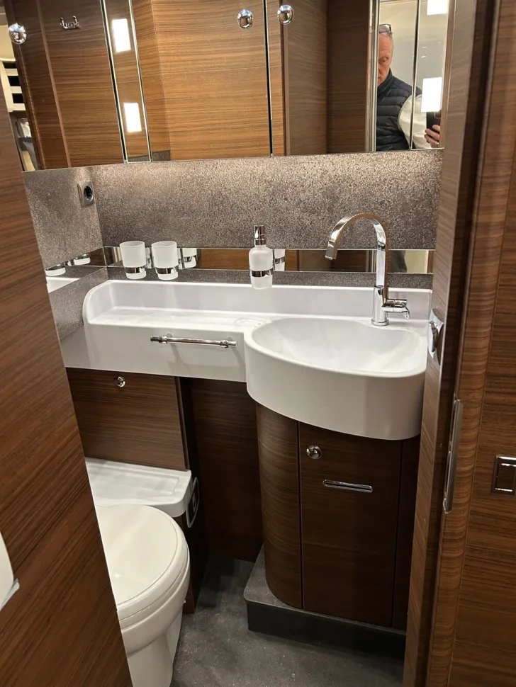 Fahrzeugbild Carthago chic c-line I 4.9 LE L #15