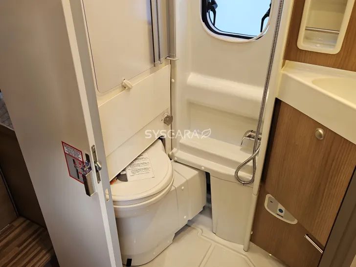 Fahrzeugbild Malibu Van charming GT skyview 640 LE Fiat #20