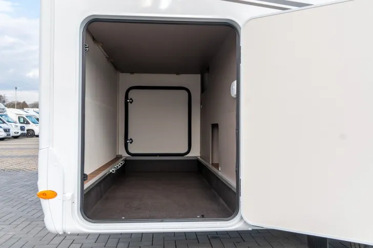 Fahrzeugbild Etrusco T 6.9 SF *155PS*Complete*Hubbett*Markise*Isofix* #6