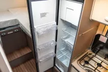 Fahrzeugbild Etrusco T 6.9 SF *155PS*Complete*Hubbett*Markise*Isofix* #16