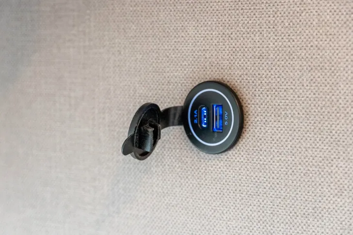 Fahrzeugbild Etrusco T 6.9 SF *155PS*Complete*Hubbett*Markise*Isofix* #20